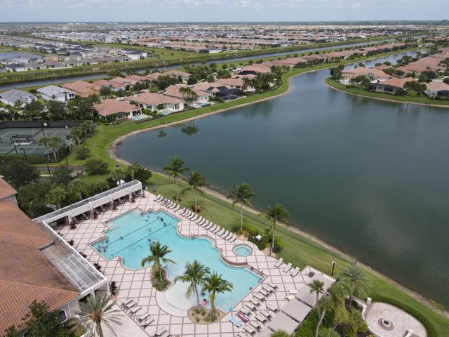 10231 SW Latium Way, Port St Lucie, FL 34987