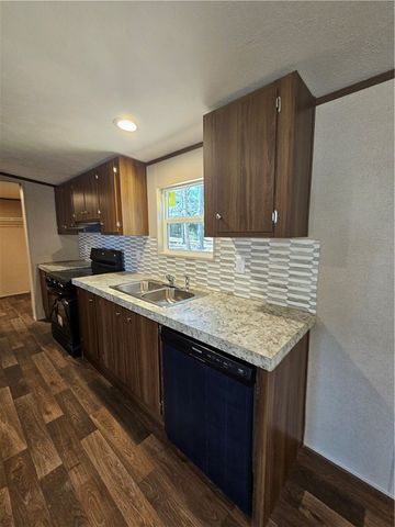 1557 FOREST ISLAND Drive NE, Townsend, GA 31331