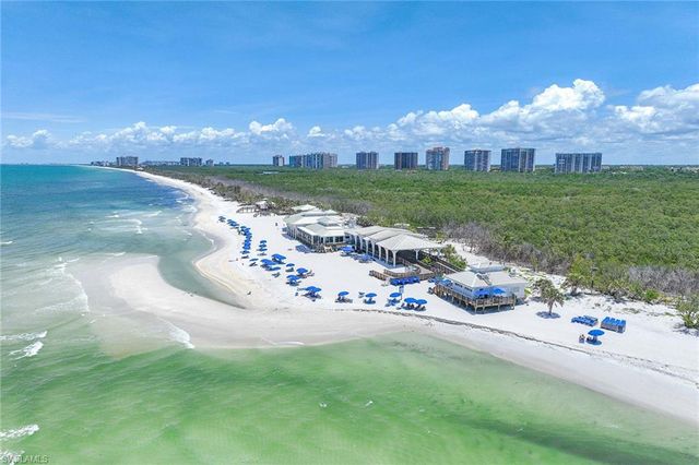 5633 Turtle Bay DR # 32, Naples, FL 34108