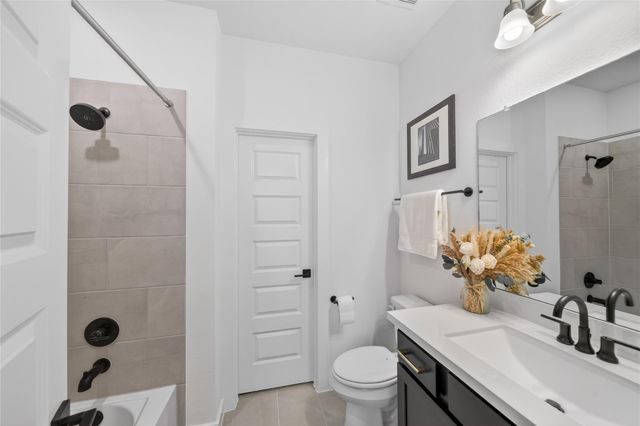 1303 Willow Walk Drive, Sienna Plantation, TX 77459