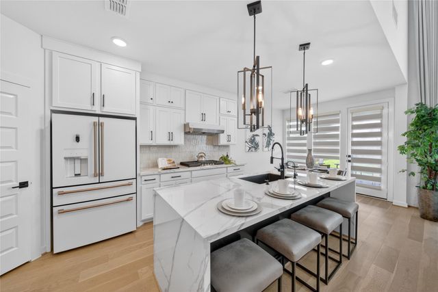 1303 Willow Walk Drive, Sienna Plantation, TX 77459