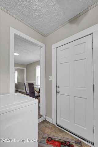 1113 Beecher St, Louisville, KY 40215