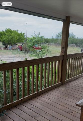 762 County Road 122, Alice, TX 78332