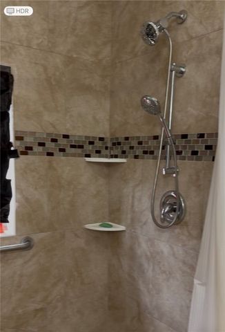 762 County Road 122, Alice, TX 78332