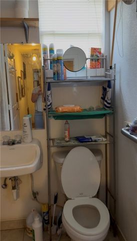 762 County Road 122, Alice, TX 78332