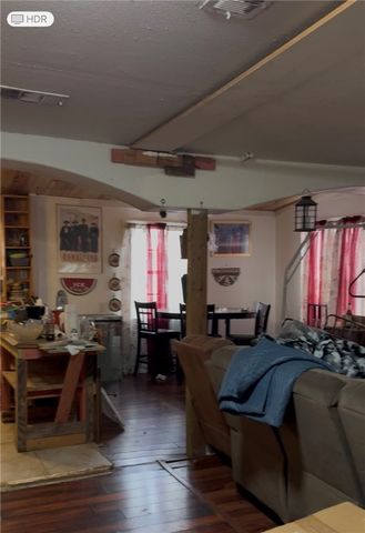 762 County Road 122, Alice, TX 78332