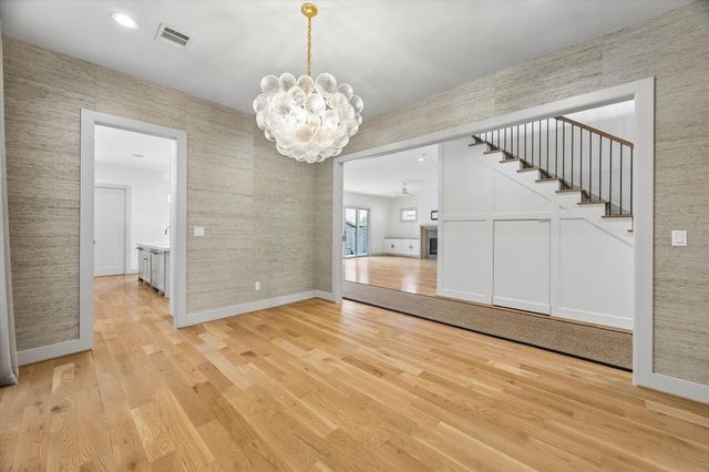 704 Teetshorn Street, Houston, TX 77009