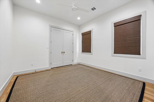 704 Teetshorn Street, Houston, TX 77009