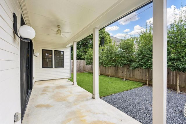 704 Teetshorn Street, Houston, TX 77009