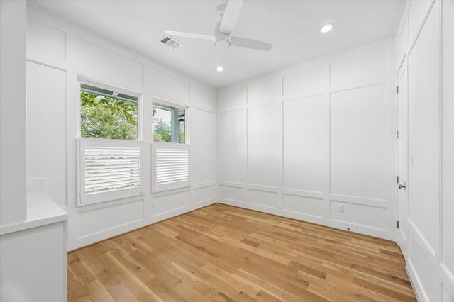 704 Teetshorn Street, Houston, TX 77009