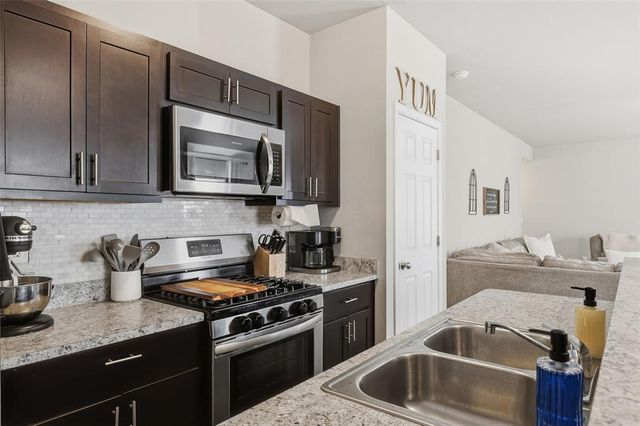 11701 Casey Drive, Yukon, OK 73099