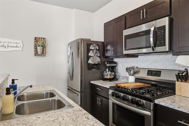 11701 Casey Drive, Yukon, OK 73099