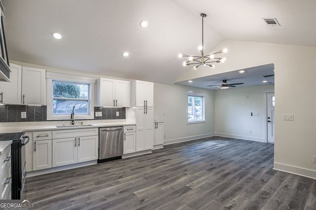 830 SE High Street SE, Gainesville, GA 30501