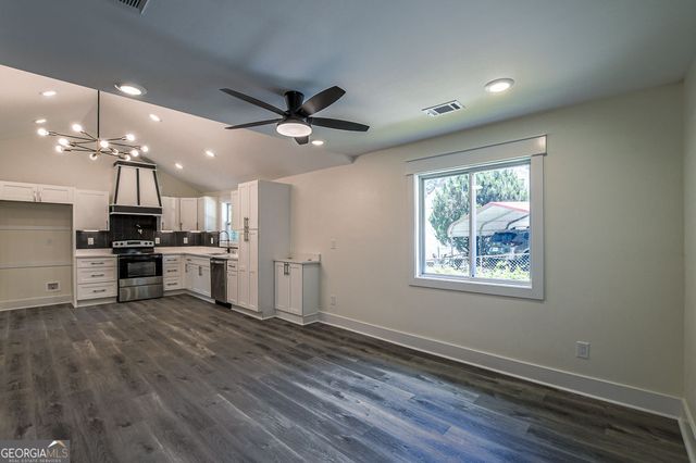 830 SE High Street SE, Gainesville, GA 30501