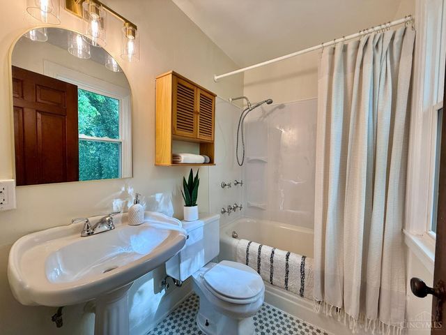 4261 Dane Avenue, Cincinnati, OH 45223