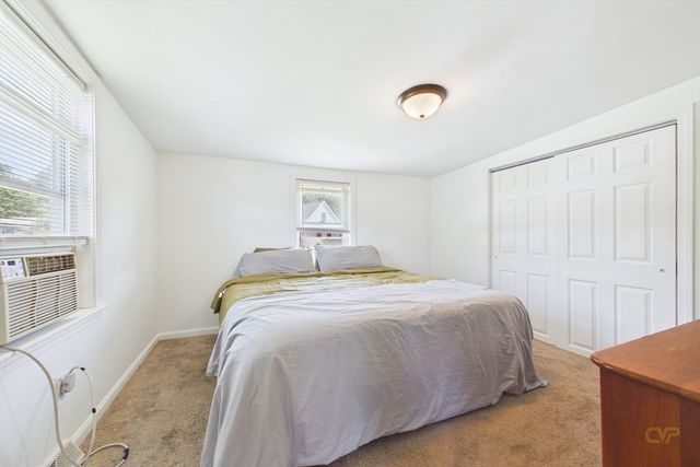 21 Golf St, Fairhaven, MA 02719