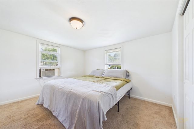 21 Golf St, Fairhaven, MA 02719