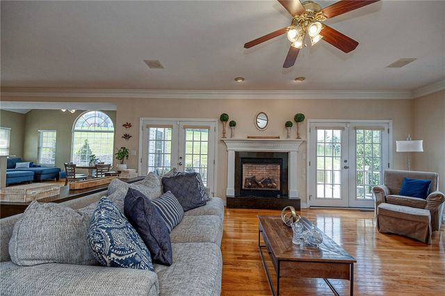 9911 Le Grand Drive, Mccandless, PA 15090