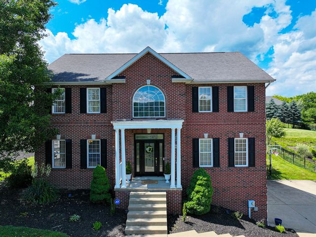 9911 Le Grand Drive, Mccandless, PA 15090