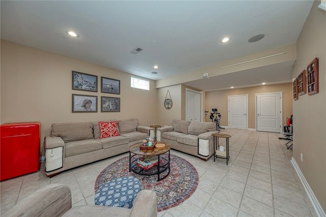 9911 Le Grand Drive, Mccandless, PA 15090