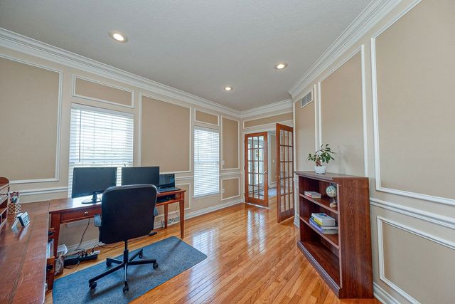 9911 Le Grand Drive, Mccandless, PA 15090