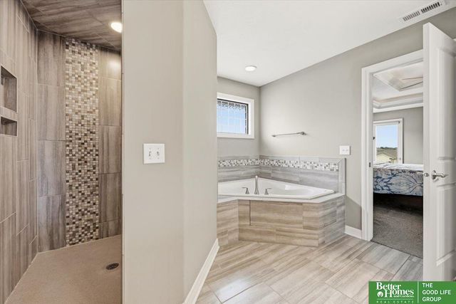 10633 S 191ST Street, Omaha, NE 68136