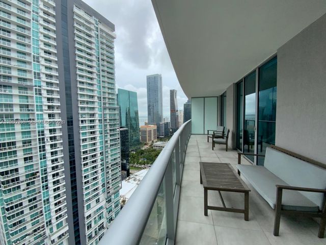 1100 S Miami Ave 2811, Miami, FL 33130
