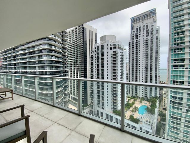 1100 S Miami Ave 2811, Miami, FL 33130