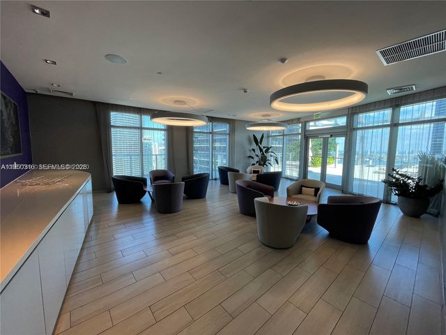 1100 S Miami Ave 2811, Miami, FL 33130