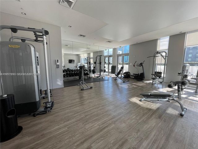 1100 S Miami Ave 2811, Miami, FL 33130