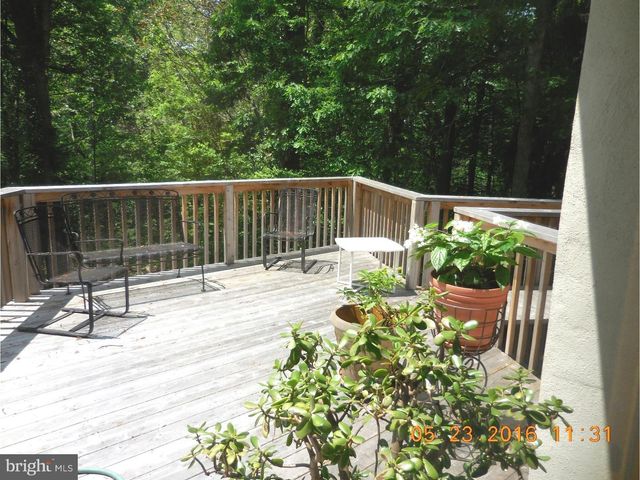 8 AZALEA LN, Media, PA 19063