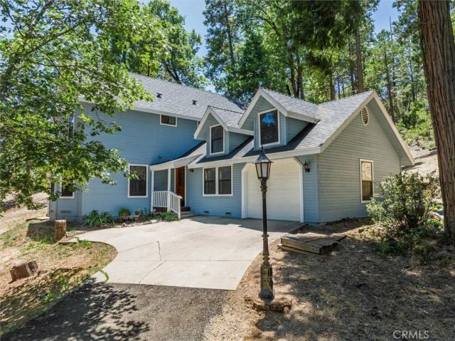 36232 Finegold Creek, North Fork, CA 93643
