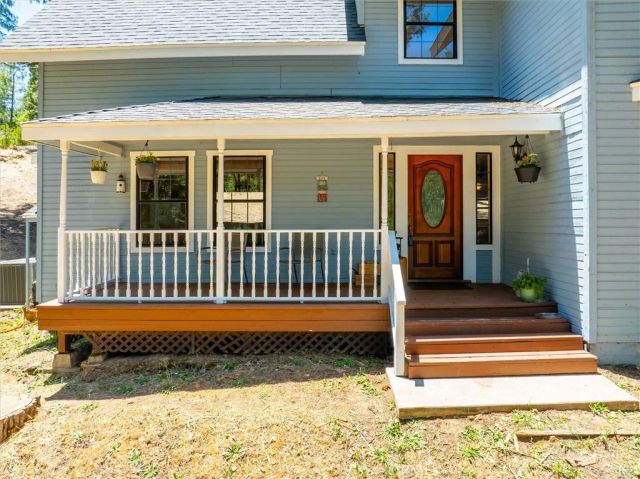 36232 Finegold Creek, North Fork, CA 93643