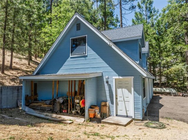 36232 Finegold Creek, North Fork, CA 93643