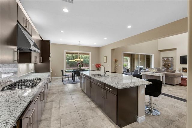 11 Carolina Cherry Drive, Las Vegas, NV 89141