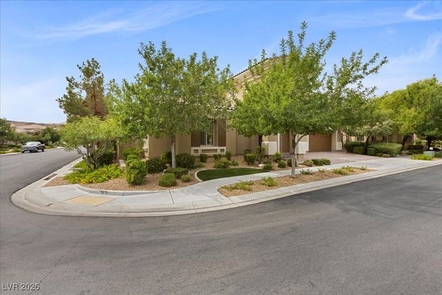 11 Carolina Cherry Drive, Las Vegas, NV 89141