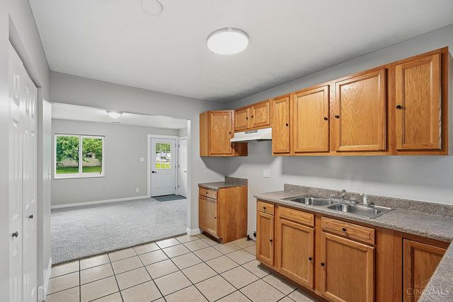 2903 Roslyn Drive, Middletown, OH 45044