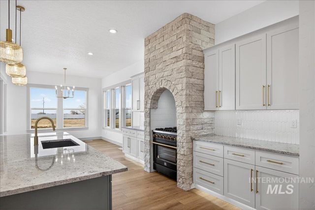 23739 Legends Lane, Caldwell, ID 83607