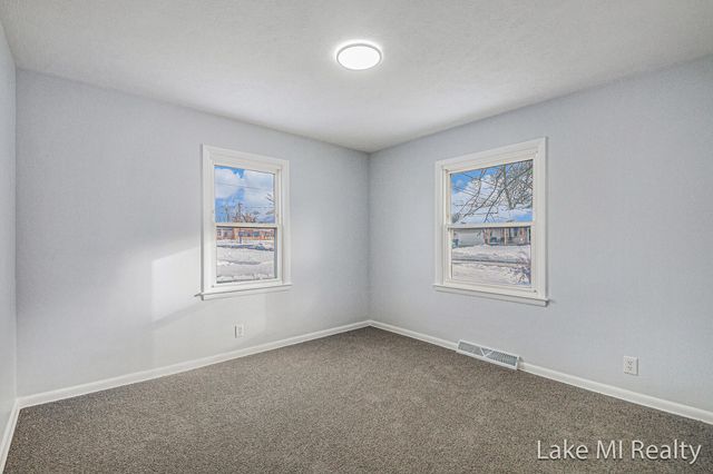 1241 S Marymark Drive, Georgetown Twp, MI 49428