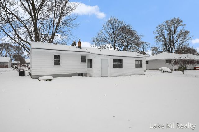 1241 S Marymark Drive, Georgetown Twp, MI 49428