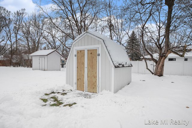 1241 S Marymark Drive, Georgetown Twp, MI 49428