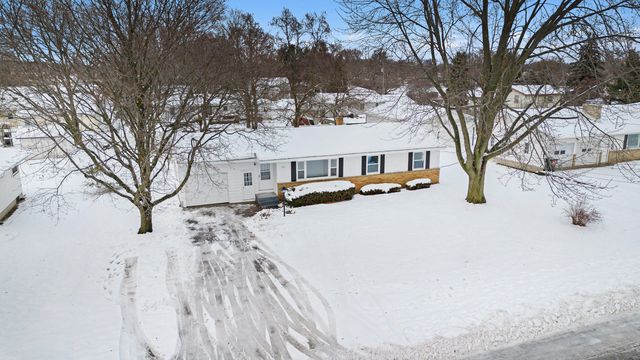1241 S Marymark Drive, Georgetown Twp, MI 49428
