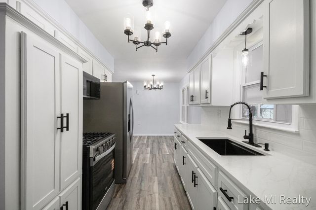 1241 S Marymark Drive, Georgetown Twp, MI 49428