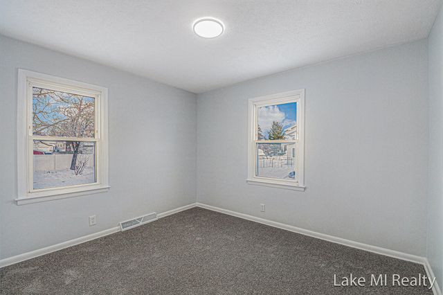 1241 S Marymark Drive, Georgetown Twp, MI 49428