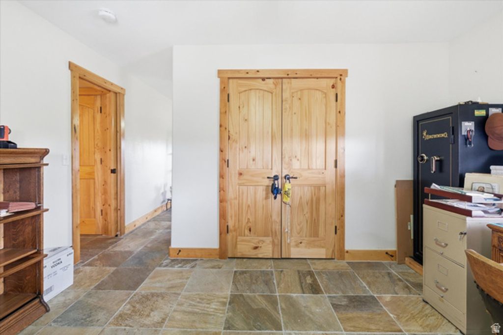Image 28 of property listing at 11116 S 800 E, Paradise, UT 84328