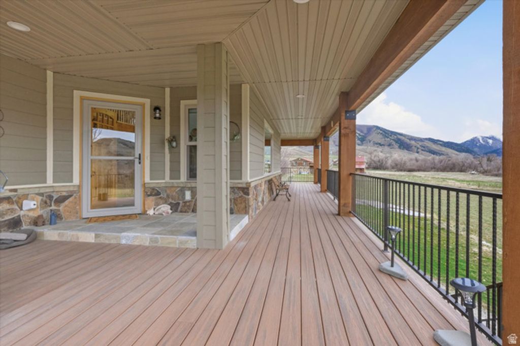 Image 46 of property listing at 11116 S 800 E, Paradise, UT 84328