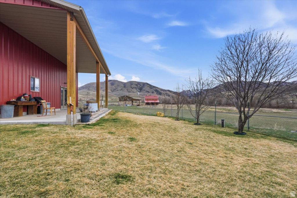 Image 52 of property listing at 11116 S 800 E, Paradise, UT 84328