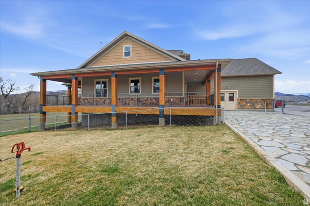 Image 56 of property listing at 11116 S 800 E, Paradise, UT 84328
