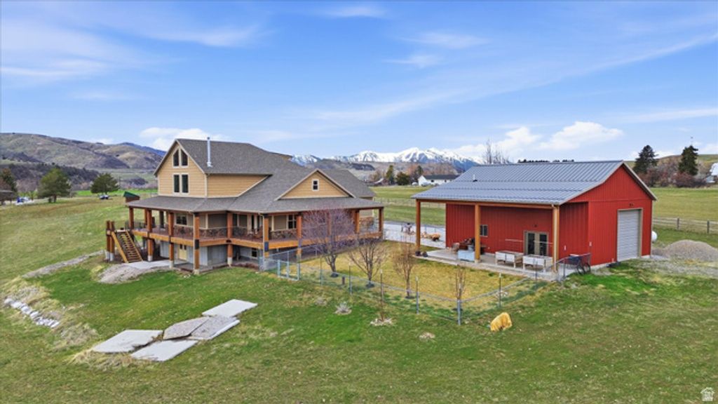 Image 59 of property listing at 11116 S 800 E, Paradise, UT 84328