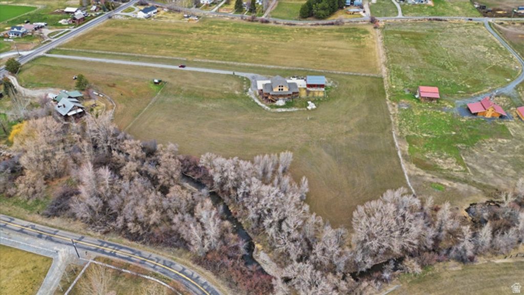 Image 62 of property listing at 11116 S 800 E, Paradise, UT 84328